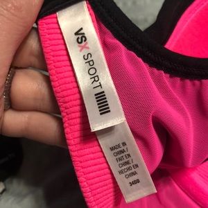 Victoria's Secret Intimates & Sleepwear - Victoria’s Secret Sports Bra Victoria's Secret Intimates & Sleepwear - Victoria’s Secret Sports Bra